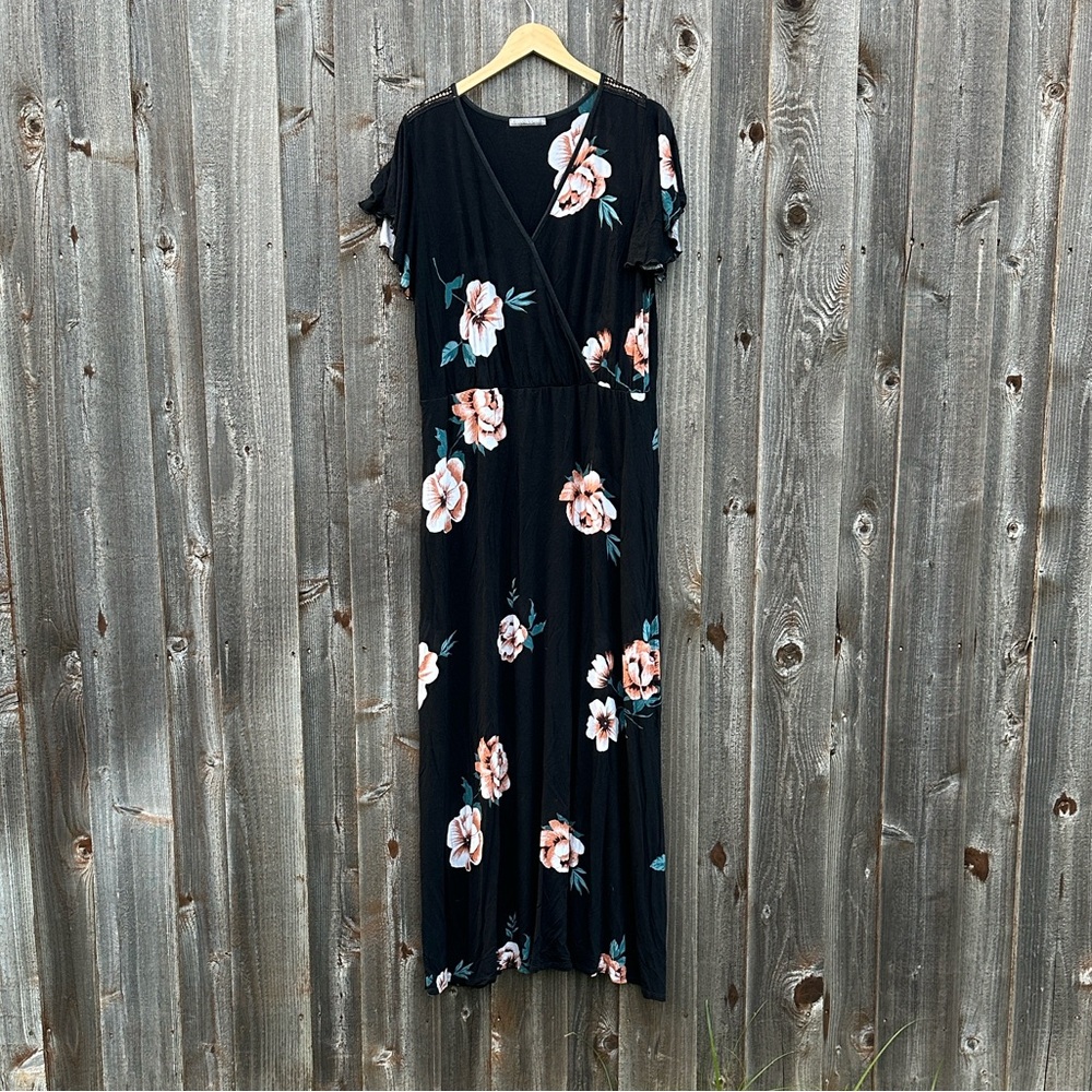 Loveappella Black and Pink Floral Maxi Dress EUC - Picture 9 of 10